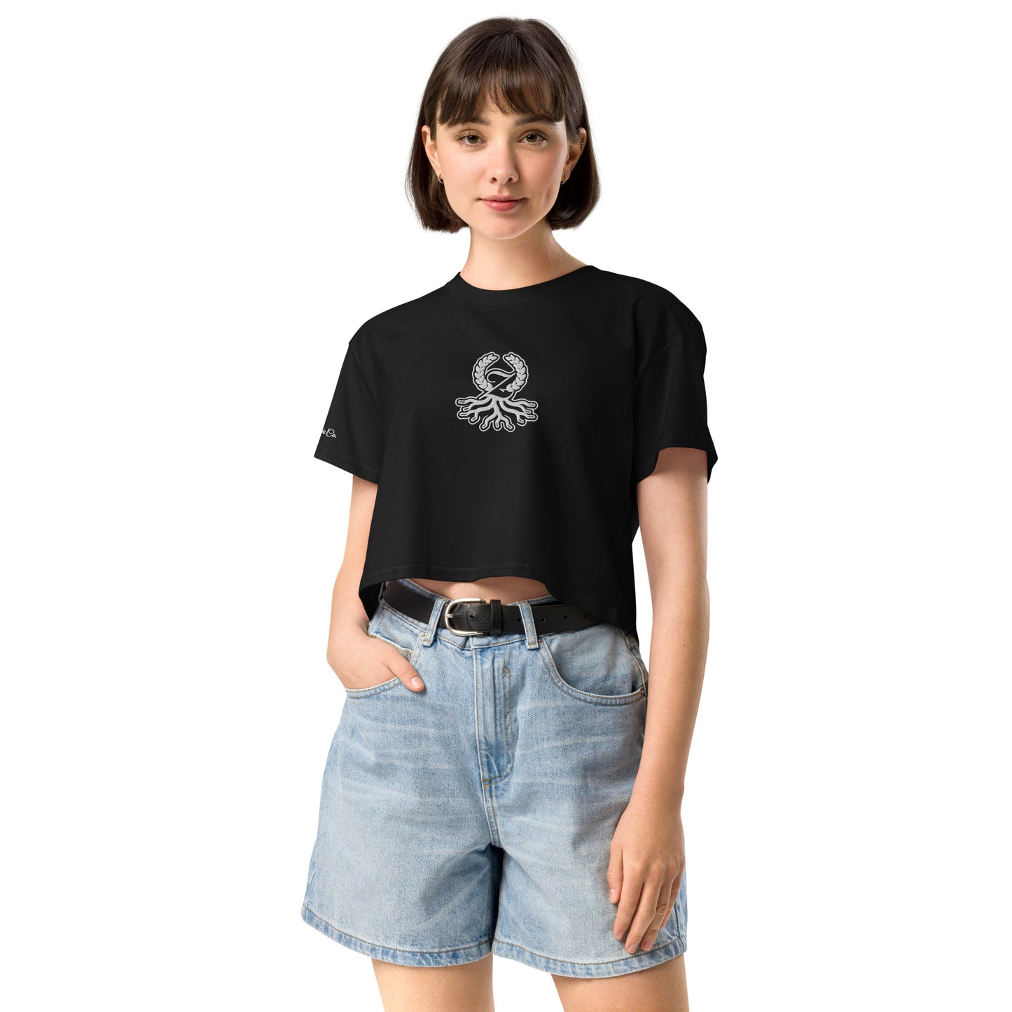 Zaylachi Origine — Women's Crop Tee