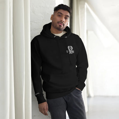 Hombre con sudadera premium unisex negra bordado Zaylachi Origine streetwear | Zaylachi Co.
